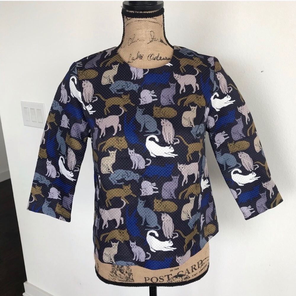 Cat Print Structured Top—> as seen on Black-ish!!